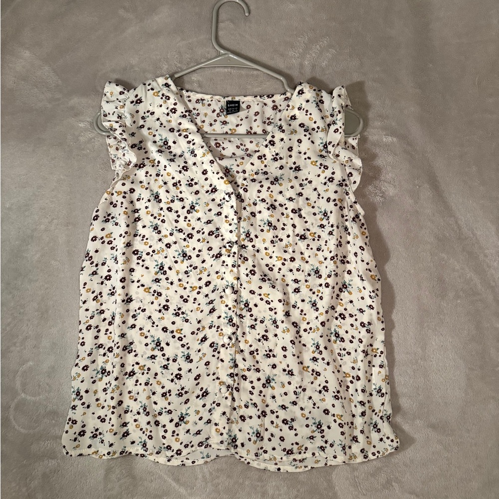 Floral Ruffle Sleeve Blouse
